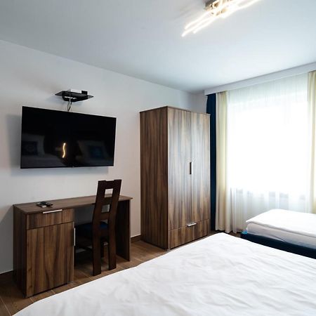 Apartament Zielony Przyladek Brwinow Экстерьер фото